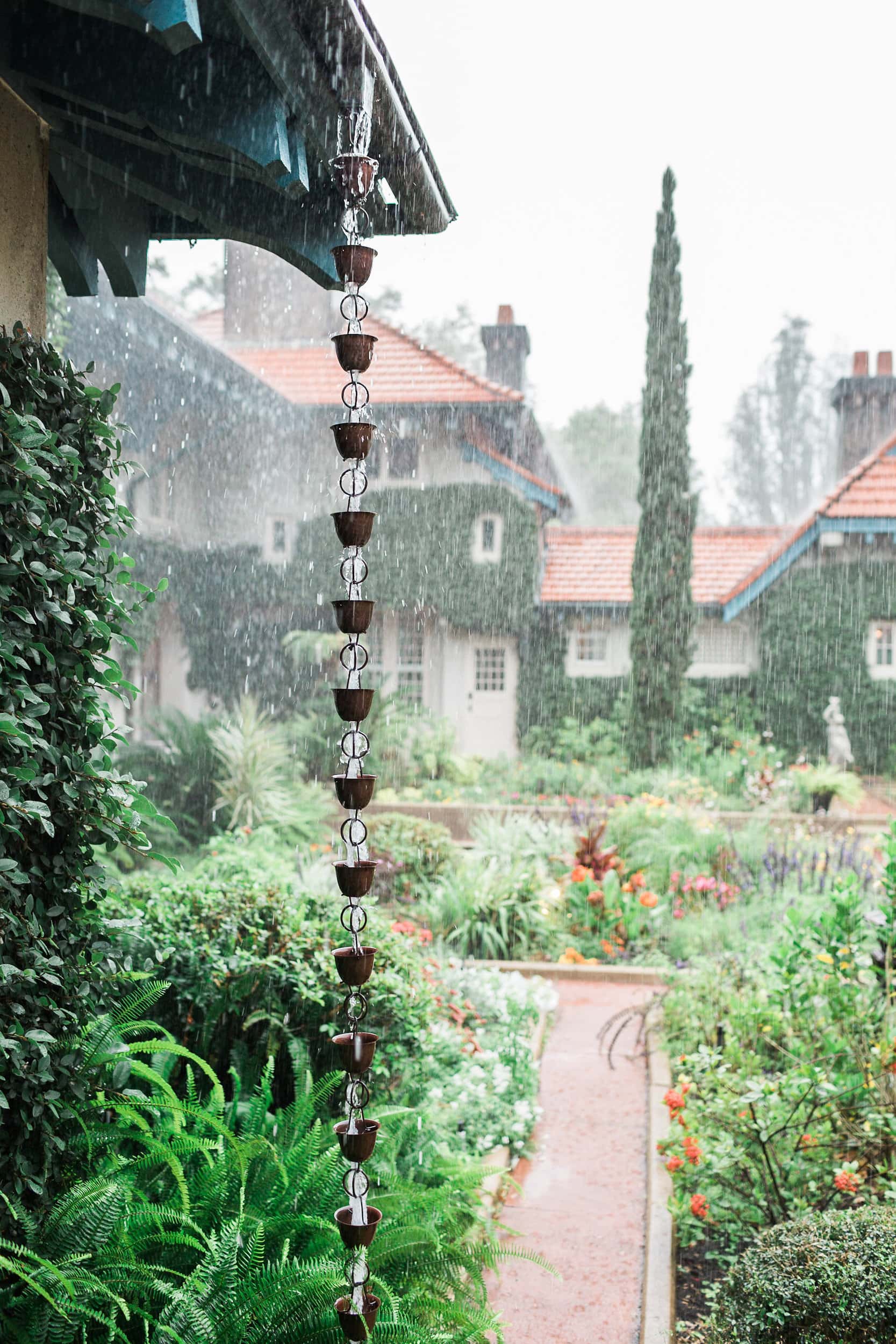 rainy day at Sydonie mansion